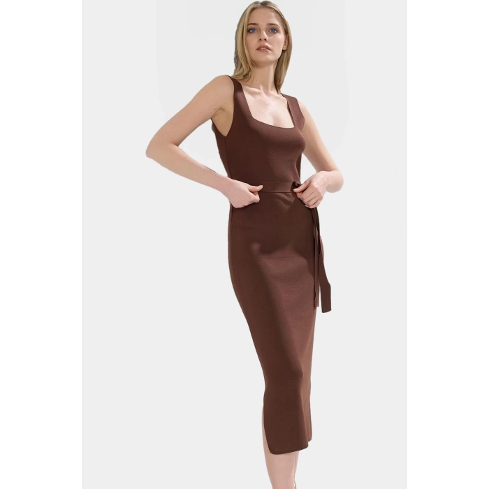 Polyester Triko Midi Elbise Yazın Rahatlığı ve Şıklığı Günlük Kullanım İçin Özenle Seçilmiş