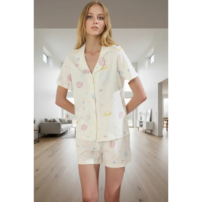 Rahat %100 Pamuklu Pijama Takımı Galaksi Desenli Şort ve Gömlek Dayanıklı Malzeme