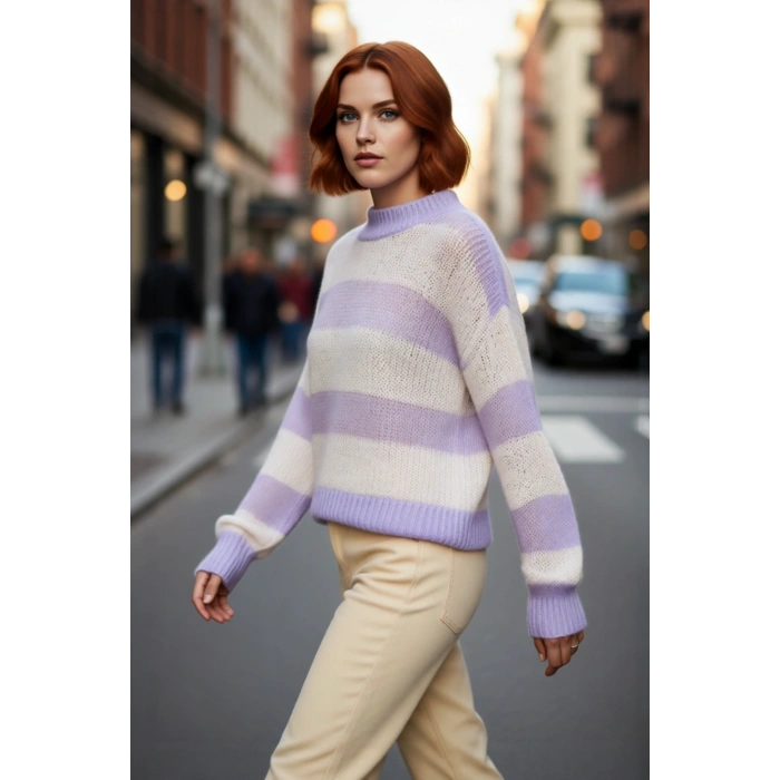 Rahat Kadın Crop Oversize Geniş Kalıp İnce Dokulu Çizgili Bisiklet Yaka Triko Kazak Günlük Kullanım