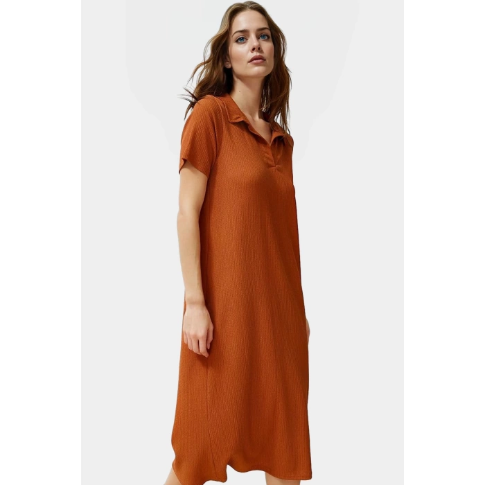 Rahat Kalıp Örme Midi Elbise Yazlık Polyester Kumaş Polo Yaka Kısa Kol Premium Kalite