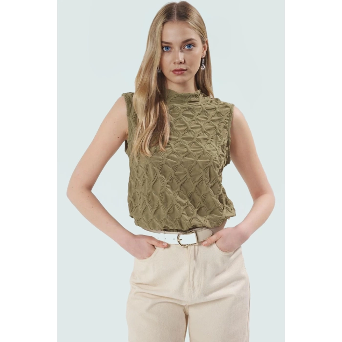 Rahat Kolsuz Bluz Yazlık Gofre Dokuma Polyester Elastan Ve Şık Mükemmel Uyum