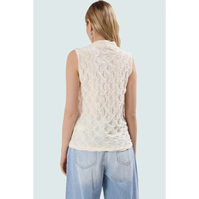 Rahat Kolsuz Bluz Yazlık Gofre Dokuma Polyester Elastan Ve Şık Mükemmel Uyum
