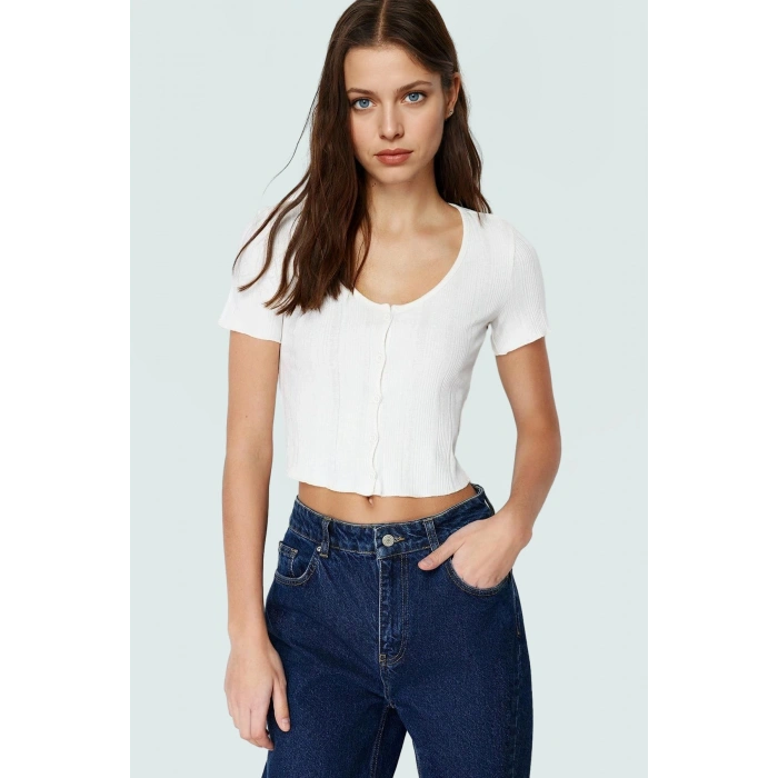 Rahat Örme Bluz Havuz Yaka Kısa Kol Crop Polyester Yazlık Seçkin Malzeme Dayanıklı