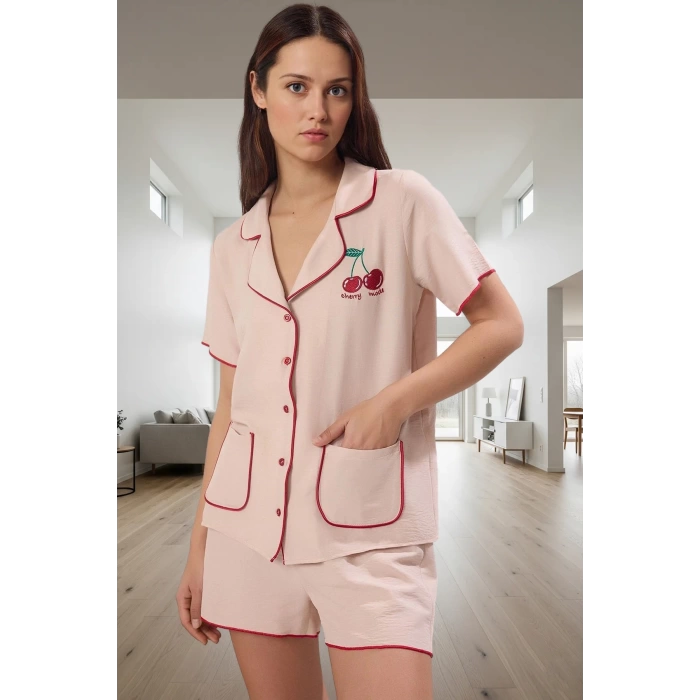 Rahat Saten Pijama Takımı Kiraz Nakış Detayı ile Şık Ev Giyim Seti Özenle Seçilmiş