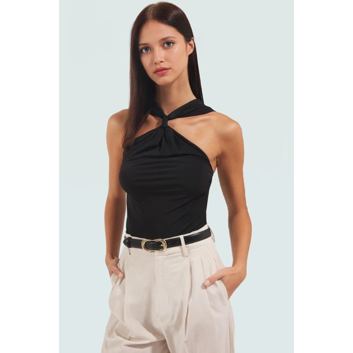 Rahat V Yaka Örme Bluz Polyester Elastan Kumaşlı Yazlık Profesyonel Görünüm