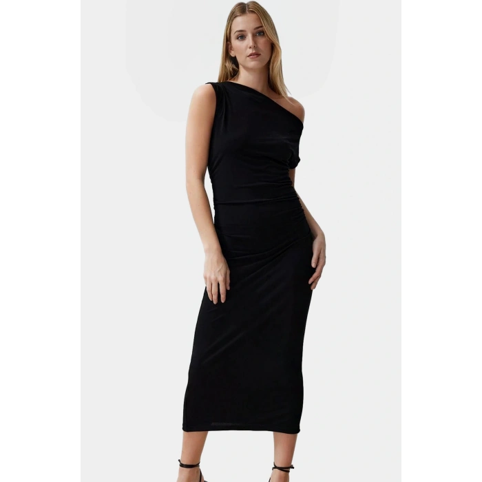 Rahat ve Şık Çok Midi Elbise Kayık Yaka Örme Kumaş Bodycon Konforlu Kesim Zarifane Tasarım