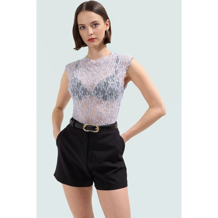 Rahat ve Şık Dantelli Örme Bluz Yaz Günleri İçin İdeal Seçim Modern Stil Özel Tasarım