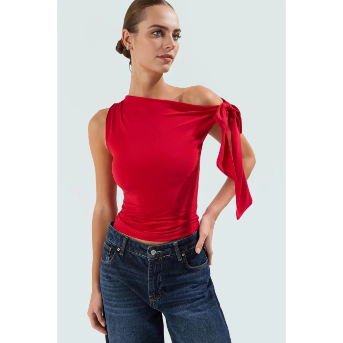 Rahat ve Şık Örme Bluz Regular Boy Fitted Kalıp Polyester Elastan Karışımı Özel Tasarım
