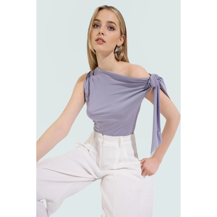 Rahat ve Şık Örme Bluz Regular Boy Fitted Kalıp Polyester Elastan Karışımı Özel Tasarım