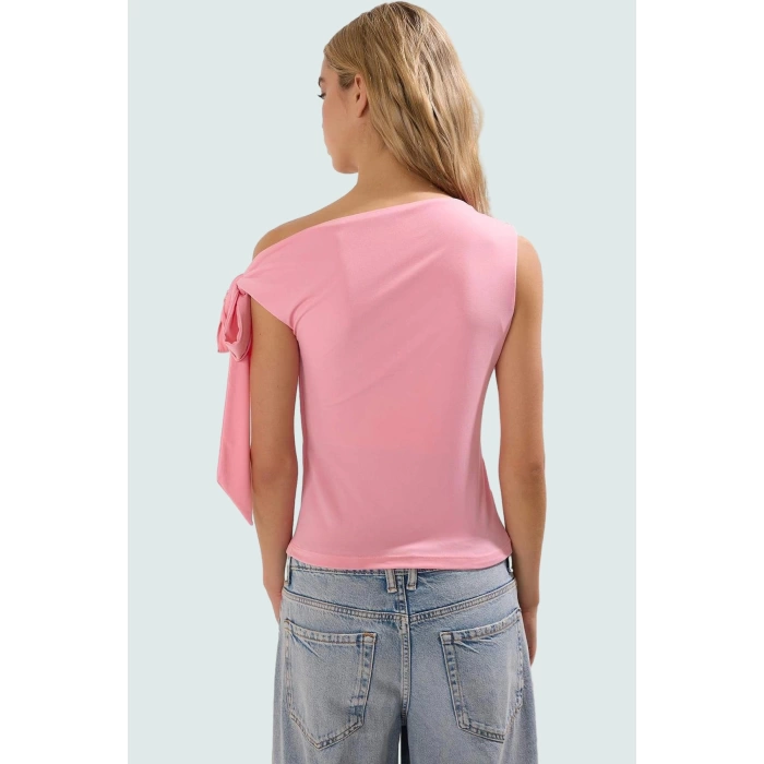 Rahat ve Şık Örme Bluz Regular Boy Fitted Kalıp Polyester Elastan Karışımı Özel Tasarım