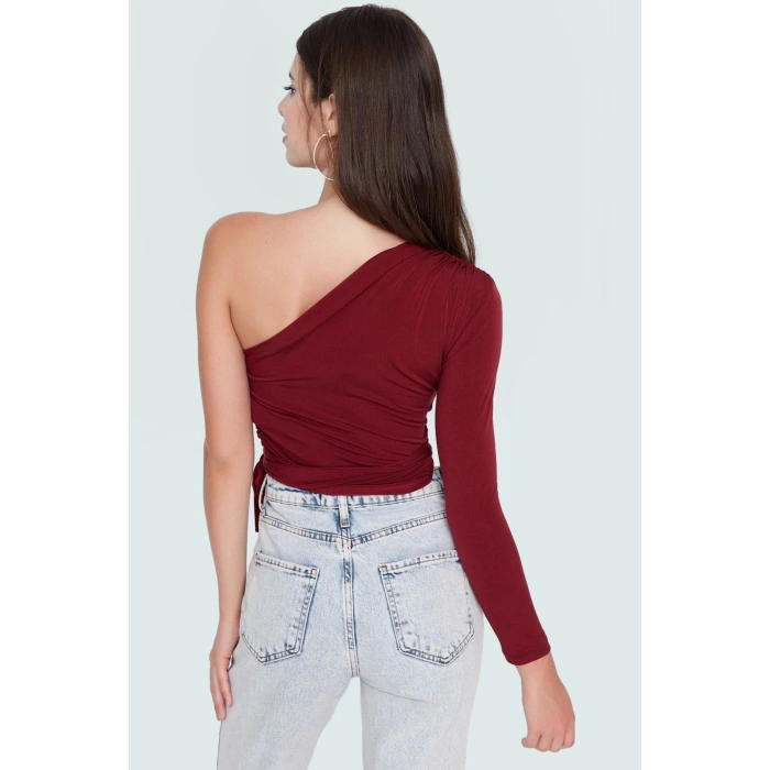 Rahat ve Şık Örme Crop Bluz Tek Kol Uzun Kollu Asimetrik Yaka Özenle Seçilmiş