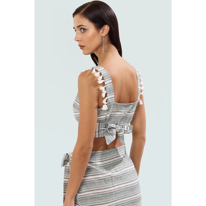 Rahat ve Şık Pamuklu Yazlık Bluz Şort Takım Kaliteli İşçilik Dayanıklı Malzeme Modern Stil