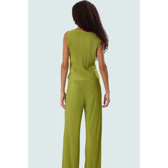 Rahat ve Şık Pilise Örme Pantolon Bluz Takım Polyester Özenle Seçilmiş Konforlu Kesim