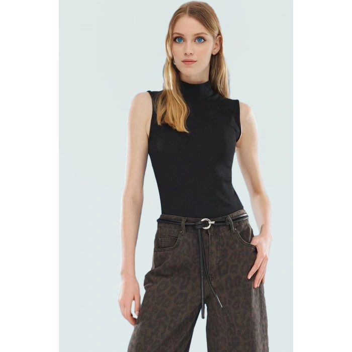 Rahat ve Şık Rejenere Kaşkorse Bluz Regular Fit Dik Yaka Zarifane Tasarım Premium Kalite