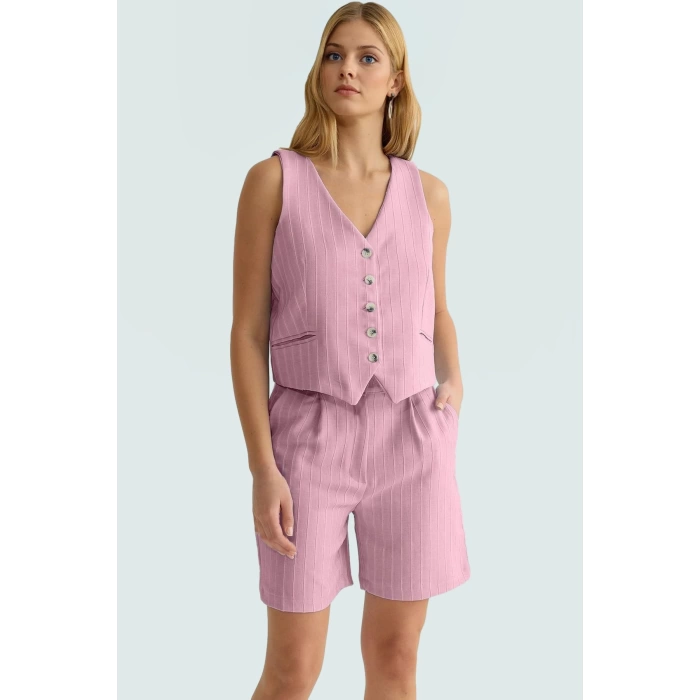Rahat ve Şık Yazlık İkili Takım Viskon Süprem Yelek Şort Trend Tasarım Seçkin Malzeme Modern Stil