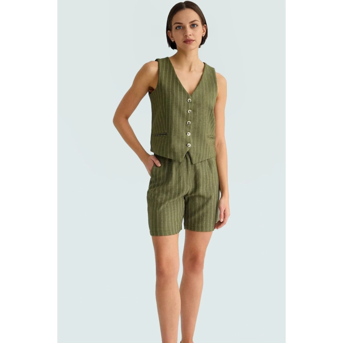 Rahat ve Şık Yazlık İkili Takım Viskon Süprem Yelek Şort Trend Tasarım Seçkin Malzeme Modern Stil