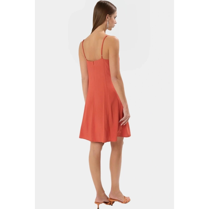 Rahat Viskoz Mini Elbise V Yaka Düğmeli Shift Kalıp Günlük Kullanım İçin Modern Stil