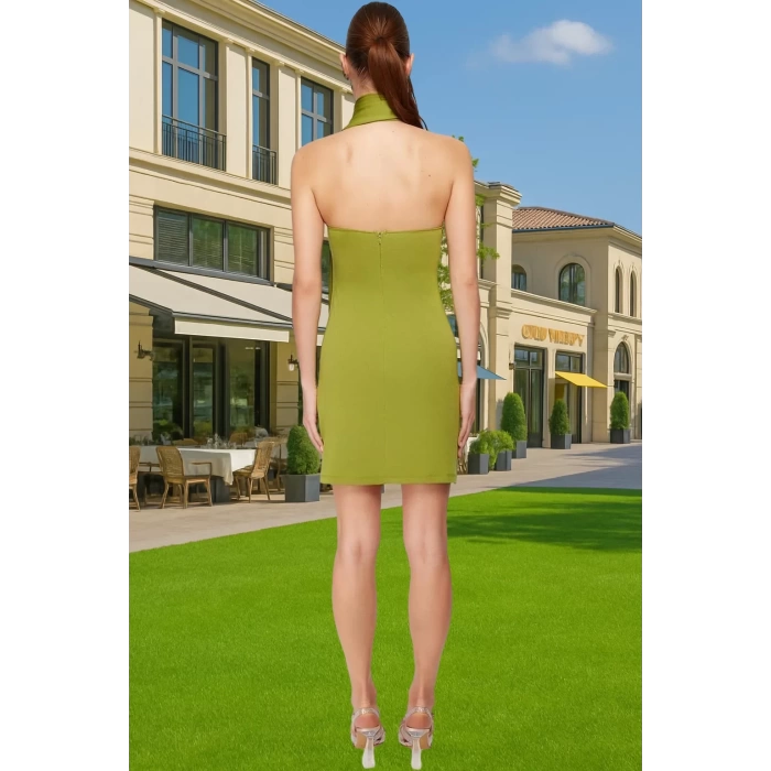 Rahat Yeşil Bodycon Mini Elbise Asimetrik Yaka Örme Kumaştan Özel Etkinlikler İçin Özel Tasarım