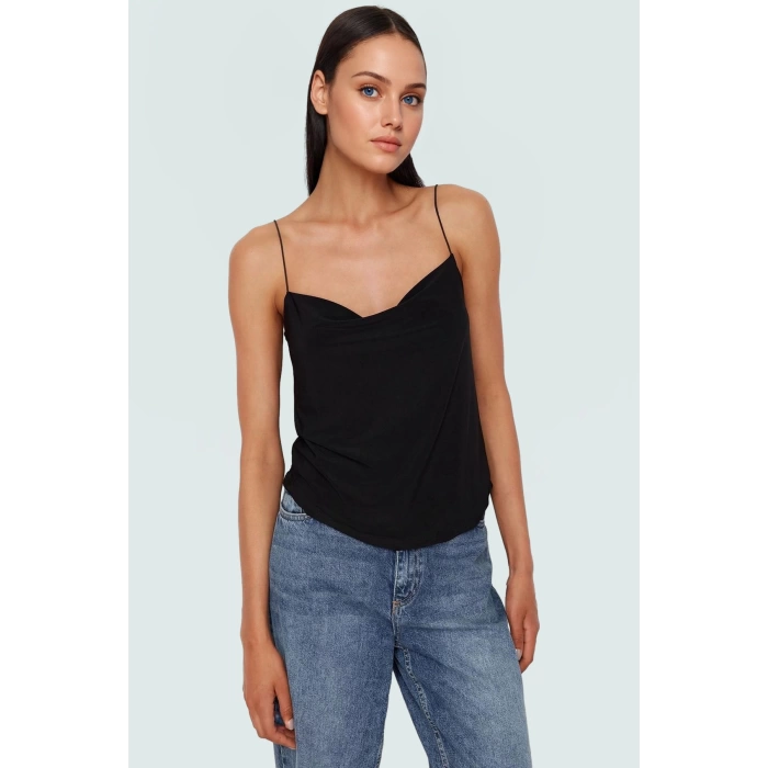 Regular Kalıp Kolsuz Polyester Bluz Günlük Kullanım İçin Mükemmel Seçim Özenle Seçilmiş