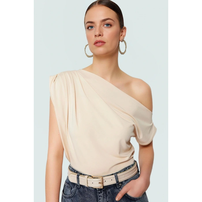 Regular Kalıp Polyester Bluz Yazlık Şıklık Seçkin Malzeme