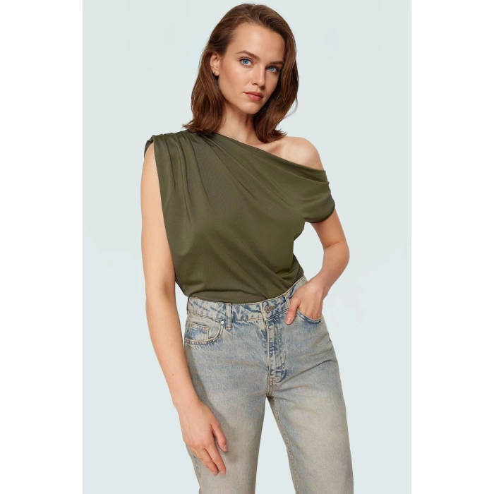 Regular Kalıp Polyester Bluz Yazlık Şıklık Seçkin Malzeme