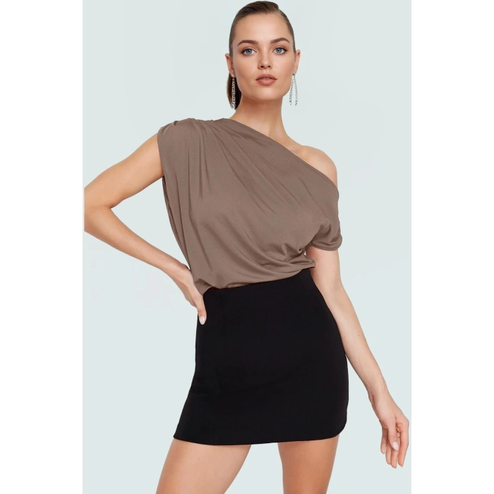 Regular Kalıp Polyester Bluz Yazlık Şıklık Seçkin Malzeme