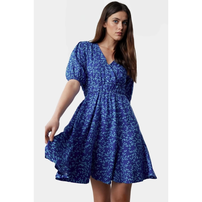 Shally Dokuma Mini Elbise V Yaka Kısa Kollu Çiçek Desenli Rahat Seçkin Malzeme Modern Stil