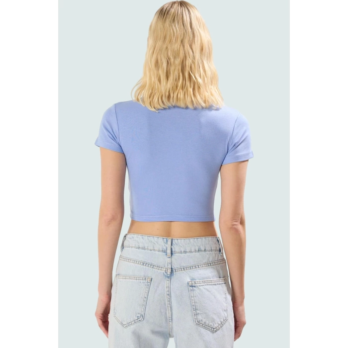 Şık Çizgili Viskoz Crop Bluz Yazlık Rahat Fitted Kalıp Uzun Ömürlü Seçkin Malzeme Trend Tasarım