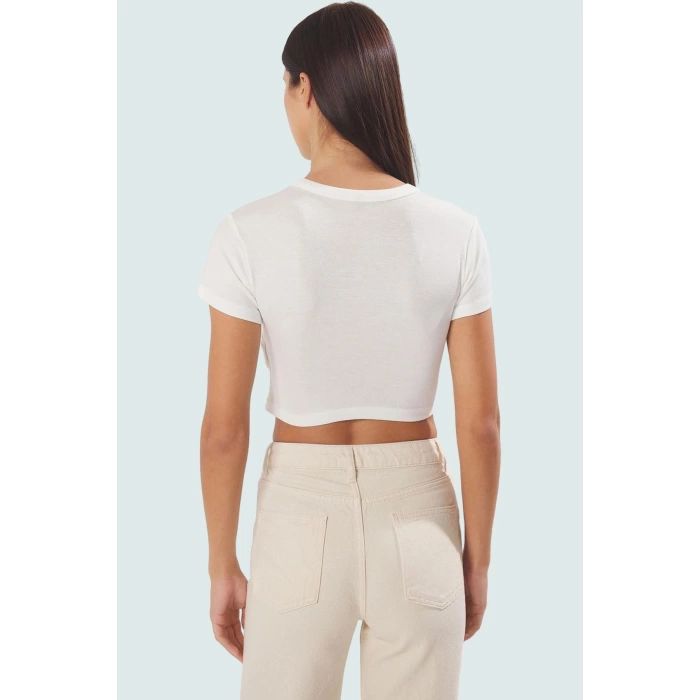 Şık Çizgili Viskoz Crop Bluz Yazlık Rahat Fitted Kalıp Uzun Ömürlü Seçkin Malzeme Trend Tasarım