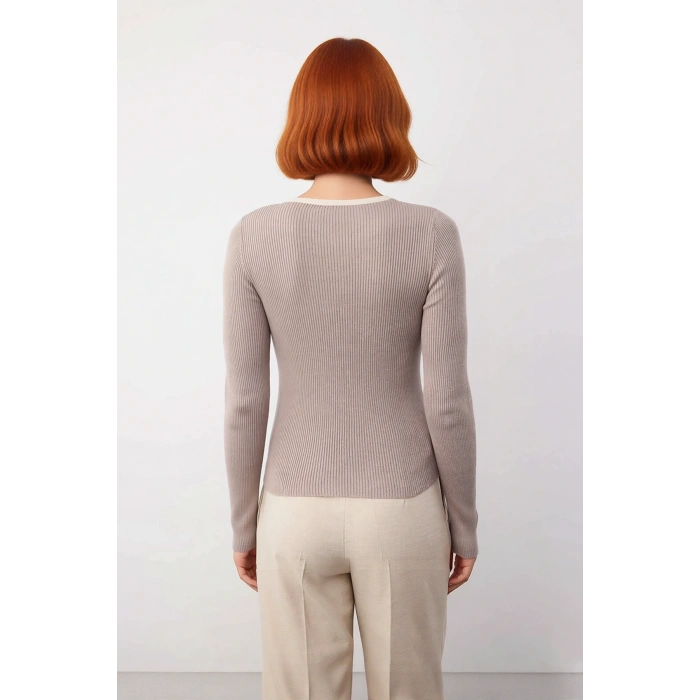 Şık Kadın Fitted Kesim Uzun Kollu Triko Kazak Renk Bloklu Basic Siluet Kış Sonbahar Kombinlerinin