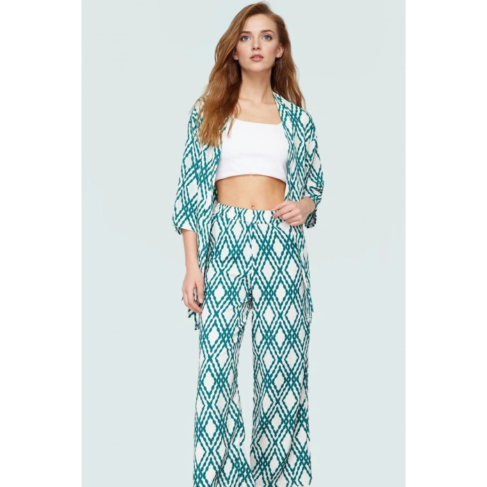 Şık Leopar Desenli Kimono Takım Nefes Alan Polyester Kumaş Görünüm Profesyonel