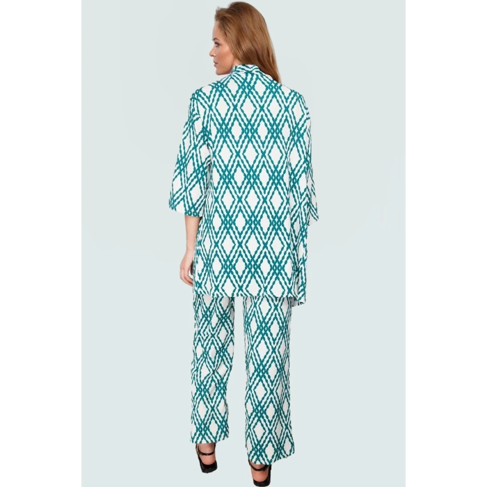 Şık Leopar Desenli Kimono Takım Nefes Alan Polyester Kumaş Görünüm Profesyonel