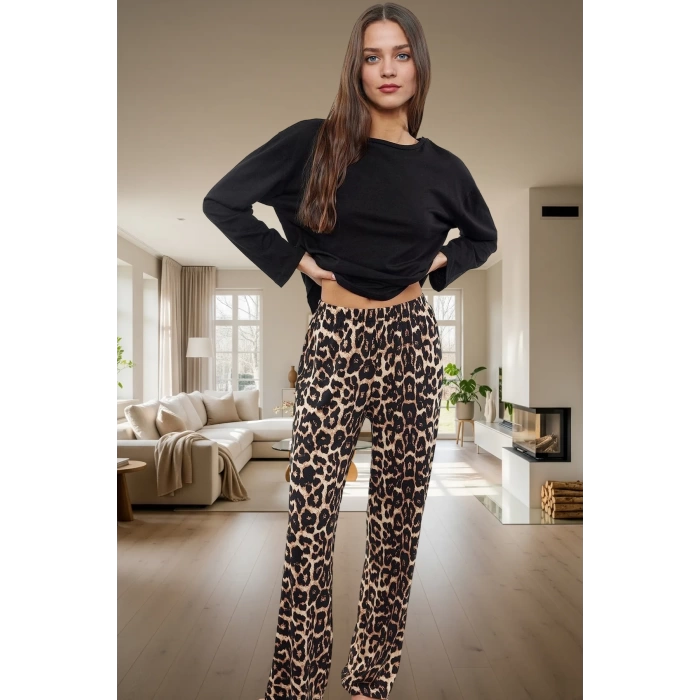 Şık Leopar Desenli Pamuklu Pijama Takımı Kış Mevsimi İçin Mükemmel Uyum Rahat Ve