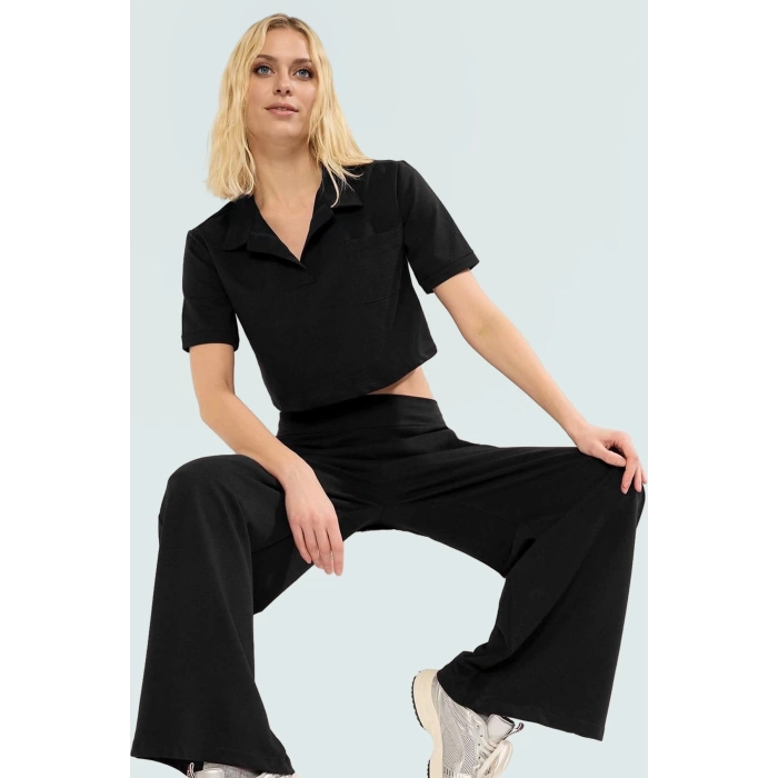 Şık Polo Yaka Örme Takım Geniş Paça Pantolon ve Crop Üst Özel Tasarım Özenle Seçilmiş