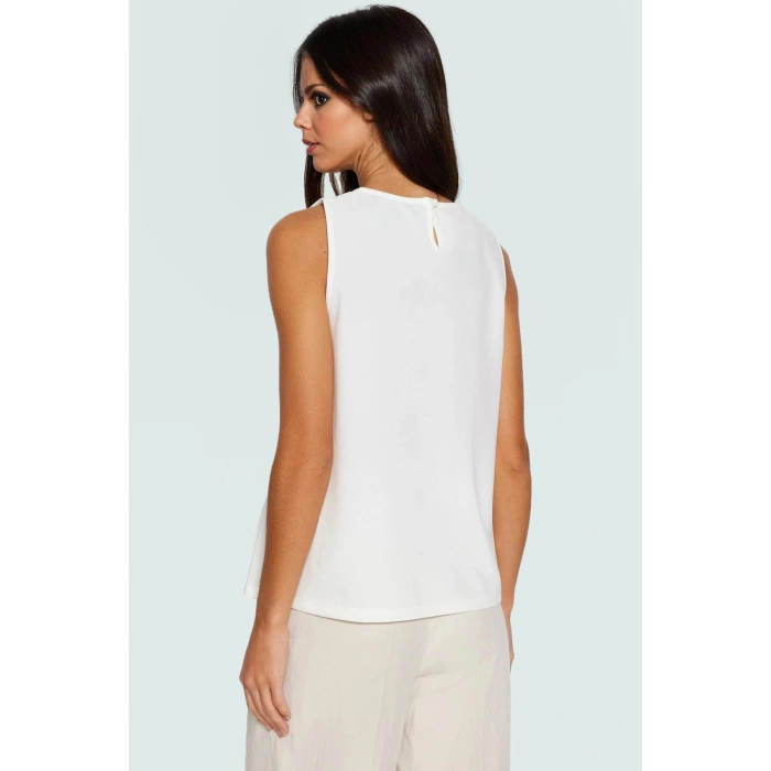 Şık ve Rahat Kolsuz Bluz Polyester Krep Örme Regular Kalıp Premium Kalite Profesyonel Görünüm