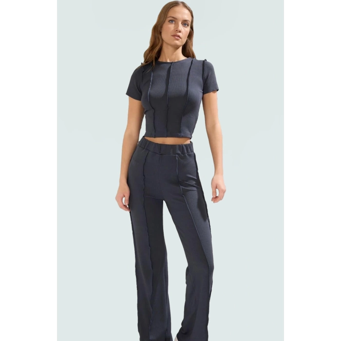 Şık ve Rahat Örme Kadın Takım Polyester Kaşkorse Kumaş İspanyol Paça Pantolon Yazlık Modern Stil