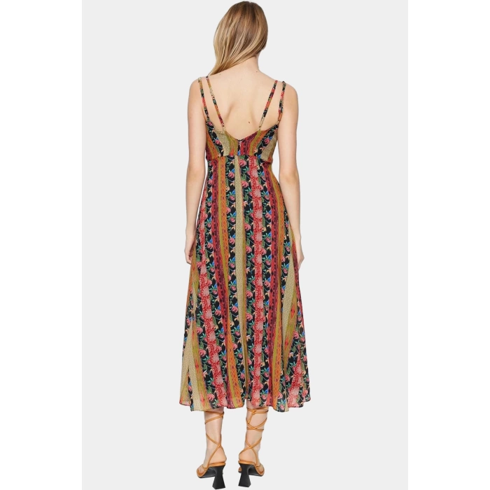 Şık ve Rahat Yazlık Maxi Elbise A Line Kolsuz Etnik Desenler Seçkin Malzeme Premium Kalite