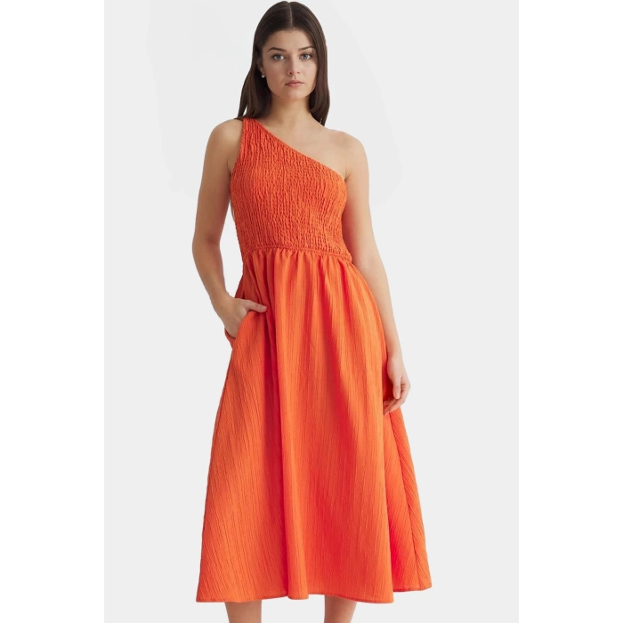 Şık ve Rahat Yazlık Midi Elbise Tek Omuz Polyester Kaliteli İşçilik Zarifane Tasarım