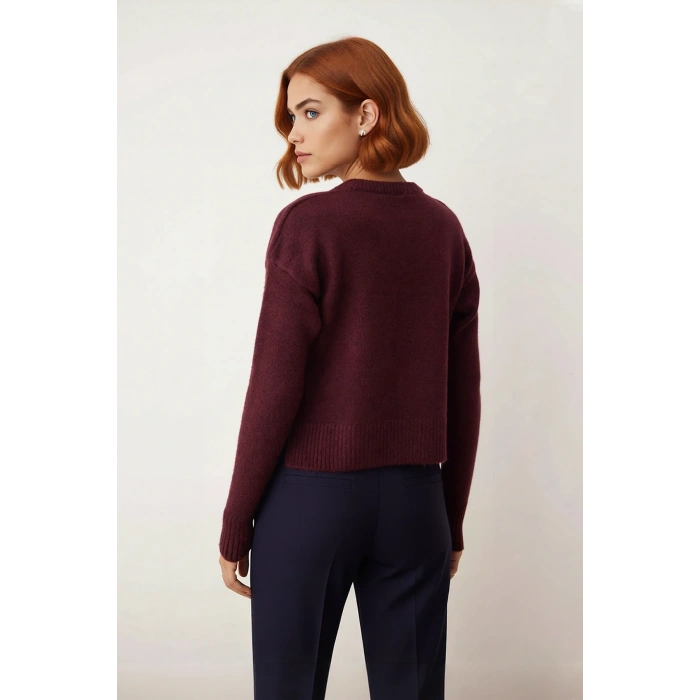 Soğuk Havalar İçin İdeal Kadın Oversize Crop Düşük Kol Bisiklet Yaka Triko Kazak Modeli Kaliteli