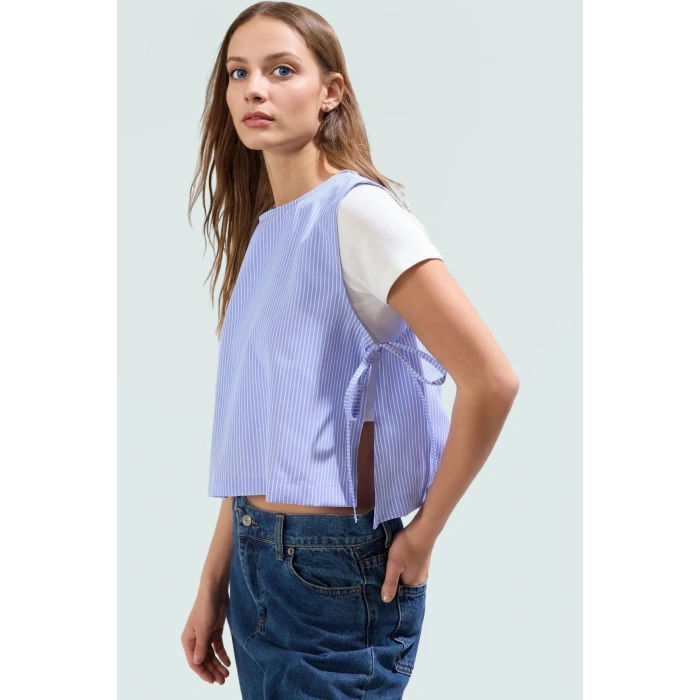 Terrycotton Dokuma Crop Bluz Bisiklet Yaka Çizgili Kolsuz Rahat Kalıp Kullanım
