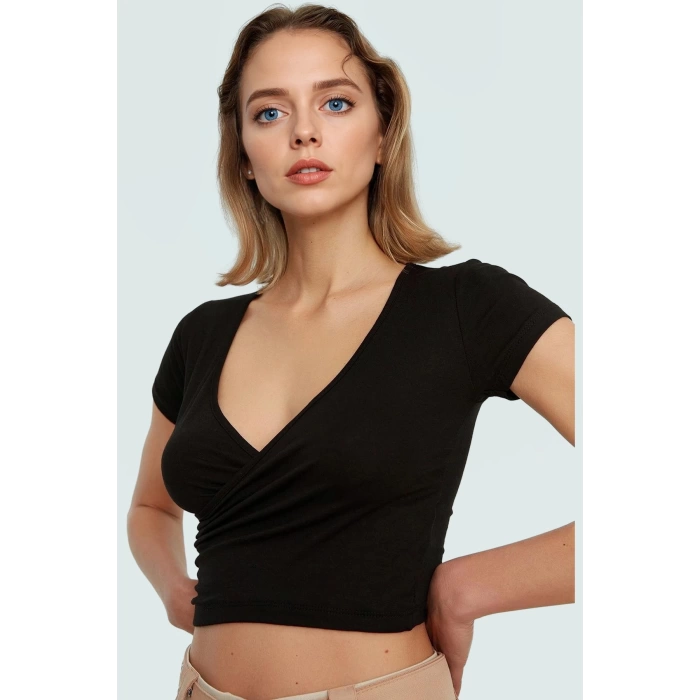Viskon Süprem Fitted V Yaka Kısa Kollu Crop Bluz Seçkin Malzeme Rahat Kullanım