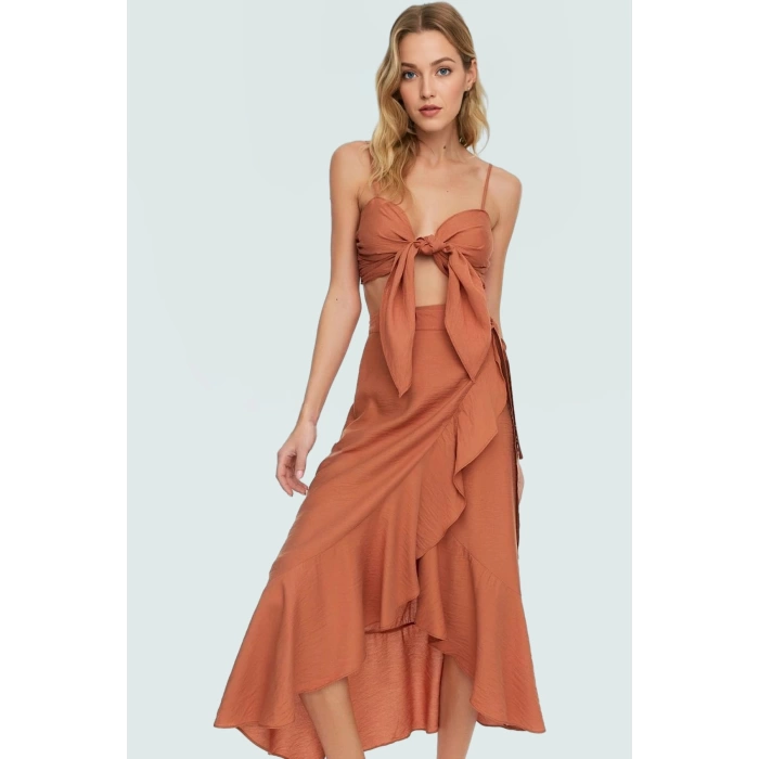 Viskoz Plaj Takımı Şık Bluz Etek Volanlı ve Yırtmaçlı Seçkin Malzeme Modern Stil