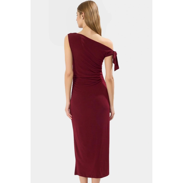 Vücuda Oturan Maxi Elbise Tek Omuz Asimetrik Yaka Polyester Kumaş Rahat Kullanım