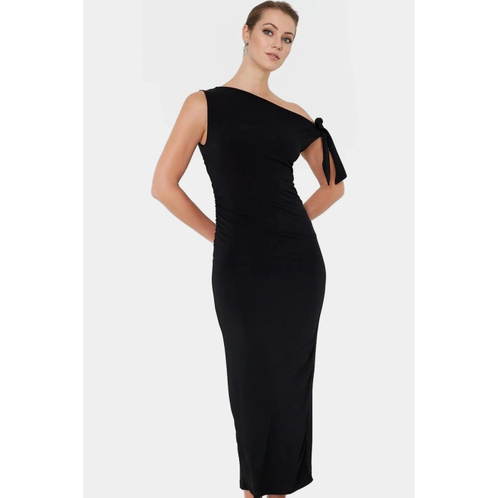 Vücuda Oturan Maxi Elbise Tek Omuz Asimetrik Yaka Polyester Kumaş Rahat Kullanım