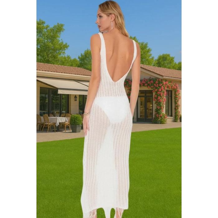 Vücuda Oturan Örme Maxi Elbise Püskül Detayı Rahat Yazlık Model Özenle Seçilmiş Modern Stil