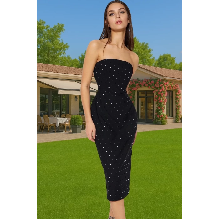 Vücuda Oturan Şık Abiye Elbise Finike Dokuma Polyester Karışımlı Seçkin Malzeme Modern Stil