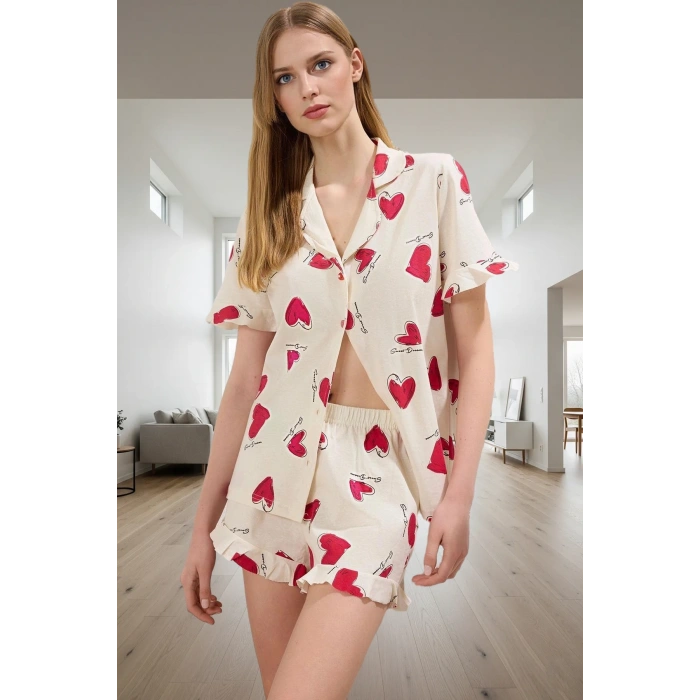 Yazlık %100 Pamuklu Pijama Takımı Kalpli Desenli Volanlı Şort ve Gömlek Modern Stil