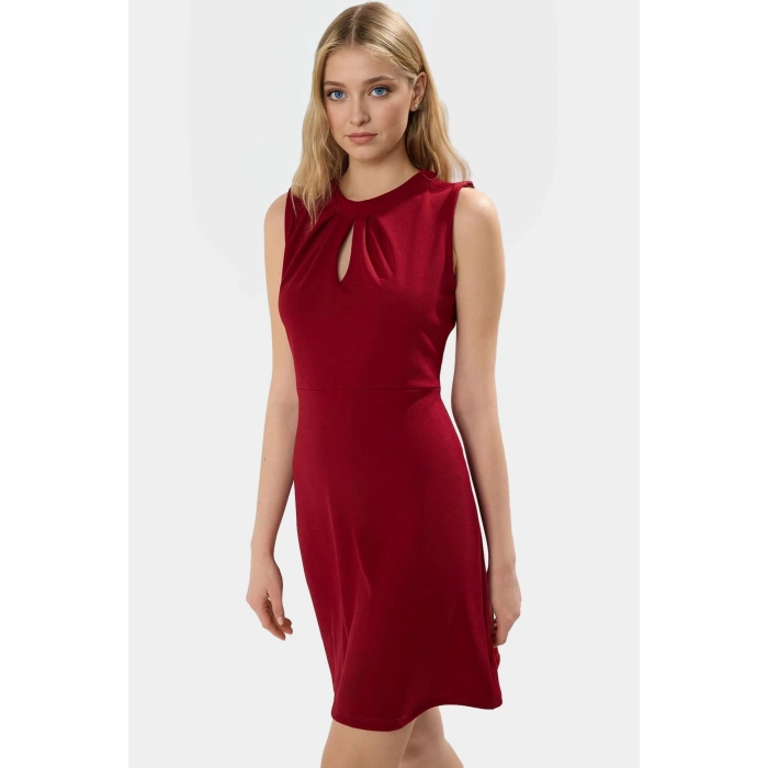 Yazlık A line Mini Elbise Nefes Alan Scuba Krep Kumaş Choker Yaka Uzun Ömürlü Zarifane Tasarım
