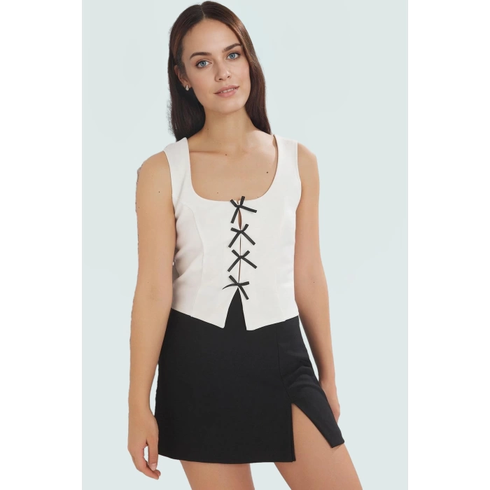 Yazlık Casual Örme Bluz Havuz Yaka Fitted Kalıp Kurdele Detay Premium Kalite Mükemmel Uyum