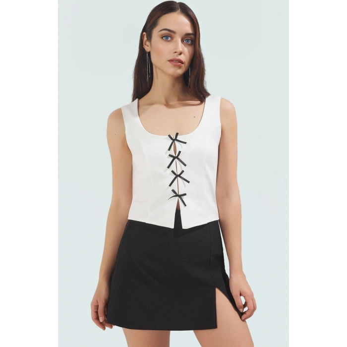 Yazlık Casual Örme Bluz Havuz Yaka Fitted Kalıp Kurdele Detay Premium Kalite Mükemmel Uyum